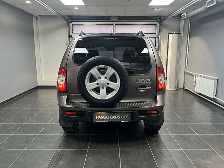 Chevrolet Niva 1.7 MT (80 л.с.) 2015