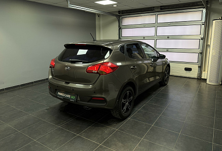 KIA Ceed 1.6 MT (129 л.с.) 2013