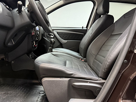 Renault Duster 2.0 4WD MT (143 л.с.) 2018