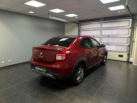 Renault Logan Stepway 1.6 MT (113 л.с.) 2021