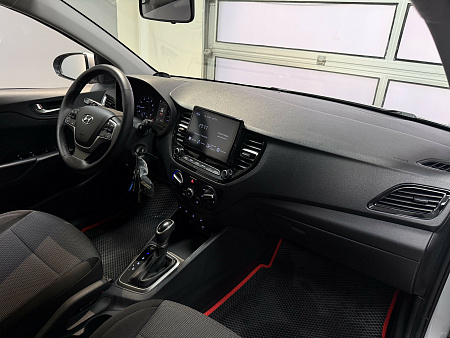 Hyundai Solaris 1.6 AT (123 л.с.) 2021