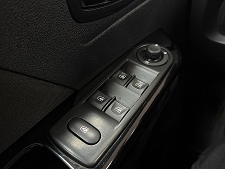 Renault Kaptur 2.0 4WD MT (143 л.с.) 2018