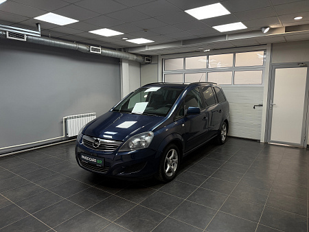 Opel Zafira 1.8 MT (140 л.с.) 2011