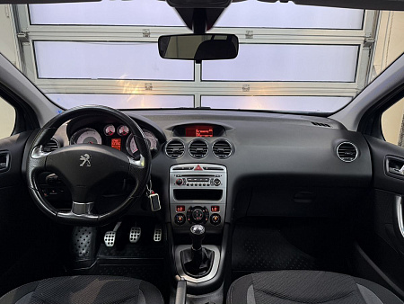 Peugeot 408 1.6 MT (115 л.с.) 2016