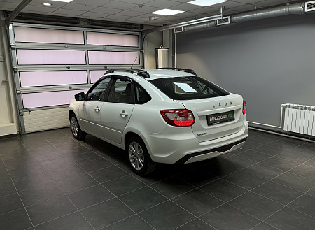 ВАЗ (LADA) Granta 1.6 MT (90 л.с.) 2023