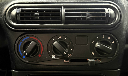 ВАЗ (LADA) Niva Travel 1.7 MT (80 л.с.) 2021