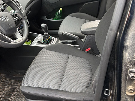 Hyundai Creta 1.6 MT (123 л.с.) 2016