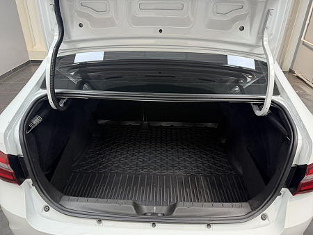 ВАЗ (LADA) Vesta 1.6 MT (106 л.с.) 2023