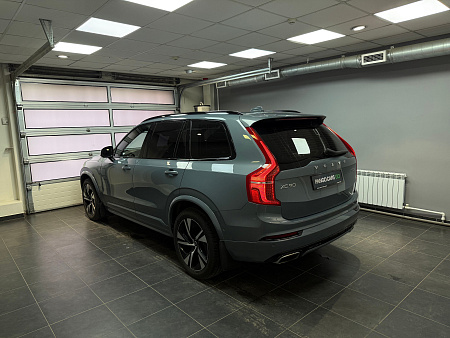 Volvo XC90 2.0 T5 4WD AT (249 л.с.) 5 мест 2019