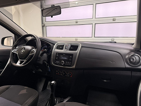 Renault Sandero Stepway 1.6 AT (102 л.с.) 2021