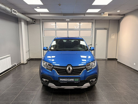 Renault Logan Stepway 1.6 MT (113 л.с.) 2019