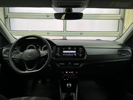 Volkswagen Polo 1.6 MPI MT (110 л.с.) 2020