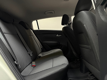 KIA Rio X-Line 1.6 AT (123 л.с.) 2018
