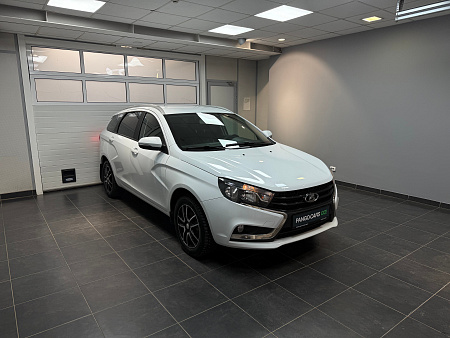 ВАЗ (LADA) Vesta 1.8 MT (122 л.с.) 2020
