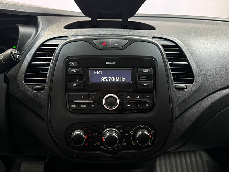 Renault Kaptur 1.6 CVT (114 л.с.) 2017