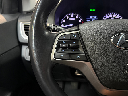 Hyundai Solaris 1.6 MT (123 л.с.) 2019