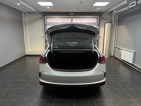 Hyundai Solaris 1.6 MT (123 л.с.) 2021