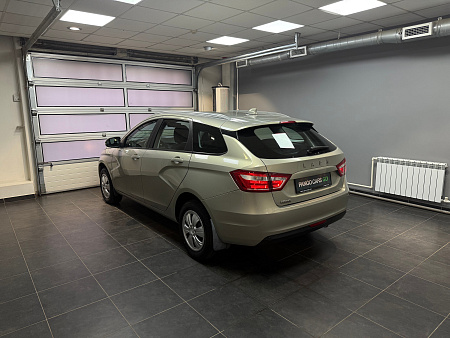 ВАЗ (LADA) Vesta 1.6 MT (106 л.с.) 2018