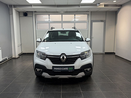 Renault Sandero Stepway 1.6 MT (82 л.с.) 2020