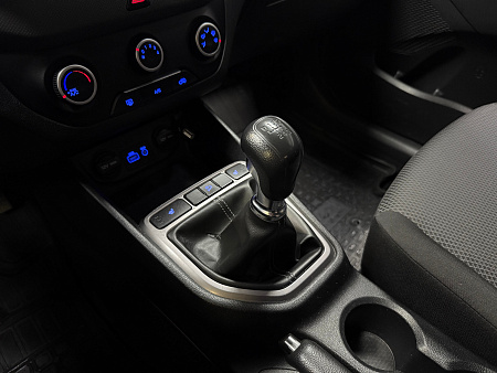 Hyundai Creta 1.6 MT (123 л.с.) 2016