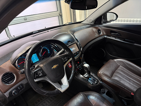 Chevrolet Cruze 1.4 AT (140 л.с.) 2014