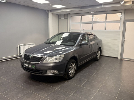 Skoda Octavia 1.6 MPI MT (102 л.с.) 2012