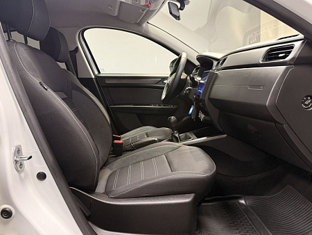 Renault Arkana 1.6 MT (114 л.с.) 2020