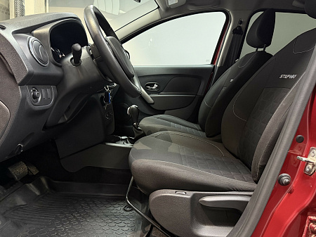 Renault Sandero Stepway 1.6 AT (102 л.с.) 2017