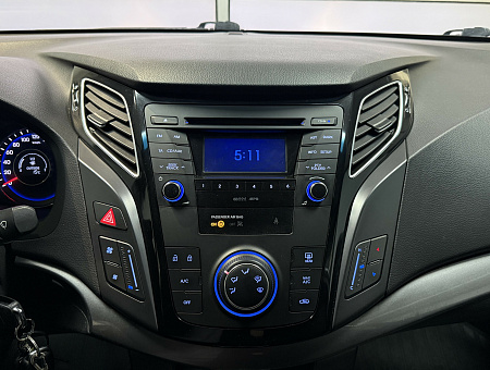 Hyundai i40 1.6 GDI MT (135 л.с.) 2014