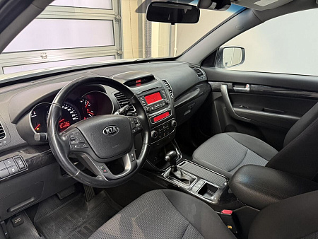 Kia Sorento 2.4 4WD AT (175 л.с.) 2019