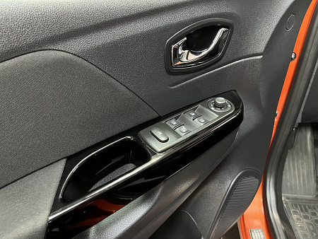 Renault Kaptur 1.6 CVT (114 л.с.) 2016