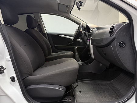 Nissan Almera 1.6 MT (102 л.с.) 2016