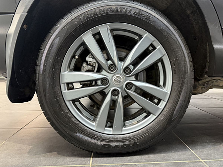 Nissan Qashqai 2.0 4WD CVT (144 л.с.) 2014