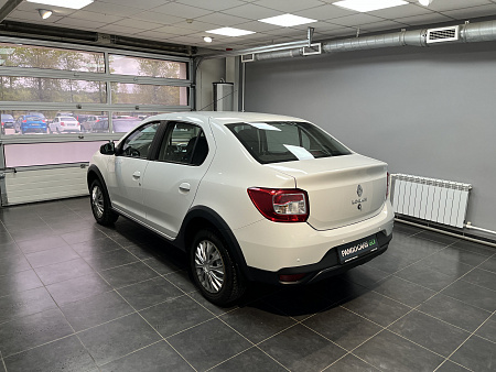 Renault Logan Stepway 1.6 CVT (113 л.с.) 2020