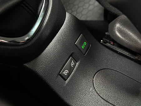 Renault Kaptur 2.0 4WD MT (143 л.с.) 2016