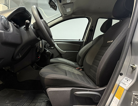 Renault Duster 2.0 4WD AT (143 л.с.) 2017