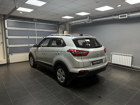 Hyundai Creta 1.6 4WD MT (121 л.с.) 2020