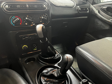 Chevrolet Niva 1.7 MT (80 л.с.) 2015