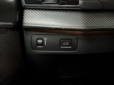 Volvo XC90 2.0 T5 4WD AT (249 л.с.) 5 мест 2019