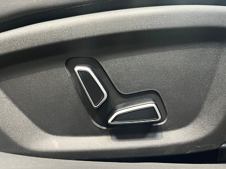 Changan UNI-V 1.5T DCT (181 л.с.) 2023