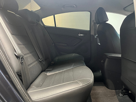 KIA Cerato 2.0 AT (150 л.с.) 2019