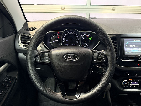 ВАЗ (LADA) Vesta 1.6 MT (106 л.с.) 2016