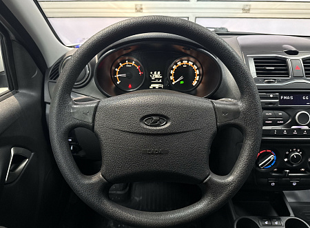 ВАЗ (LADA) Granta 1.6 MT (90 л.с.) 2023