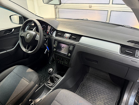Skoda Rapid 1.6 MPI MT (90 л.с.) 2017