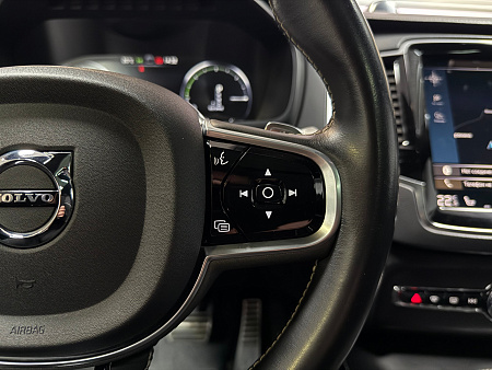 Volvo XC90 2.0 T5 4WD AT (249 л.с.) 5 мест 2019