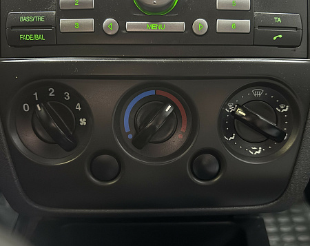 Ford Fusion 1.6 MT (101 л.с.) 2008