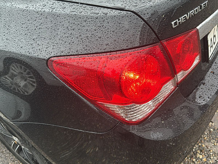 Chevrolet Cruze 1.8 AT (141 л.с.) 2011
