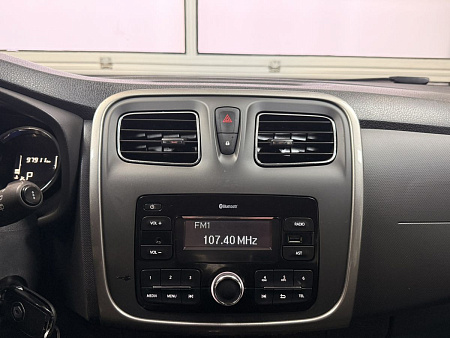 Renault Sandero Stepway 1.6 AT (102 л.с.) 2021