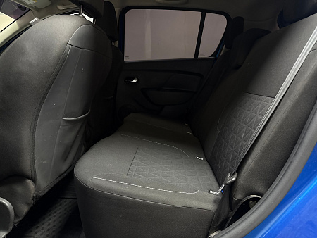 Renault Sandero Stepway 1.6 MT (82 л.с.) 2018