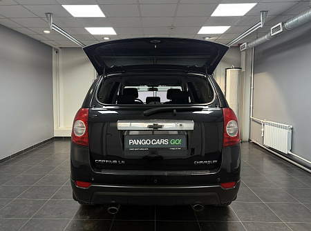 Chevrolet Captiva 2.4 4WD MT (167 л.с.) 2012